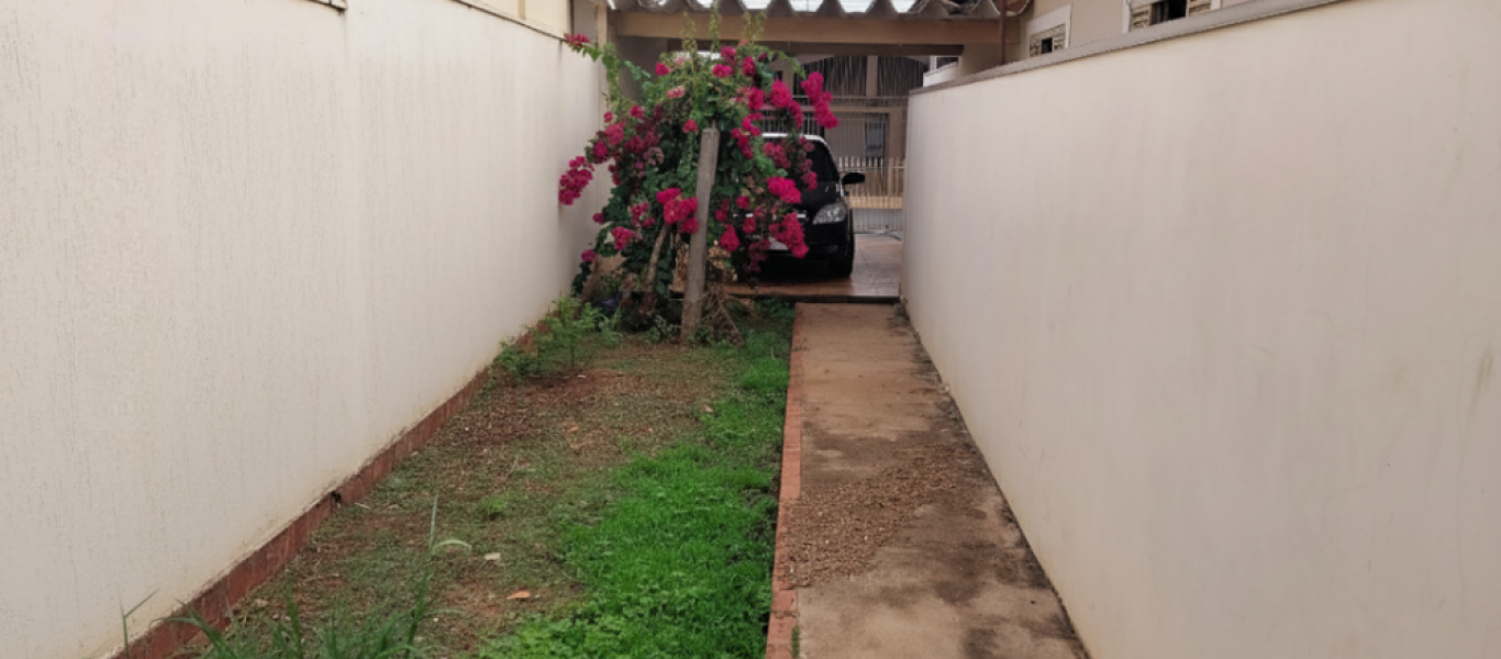 CASA NA Vila Ribeiro em Assis