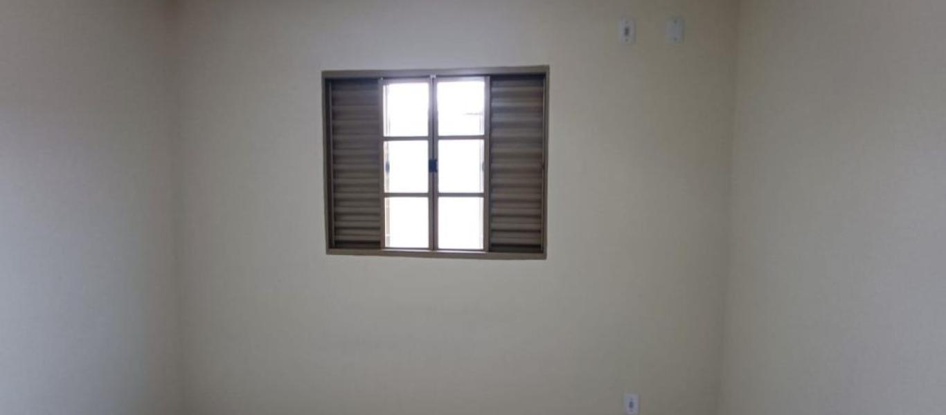 CASA NA Vila Souza em Assis