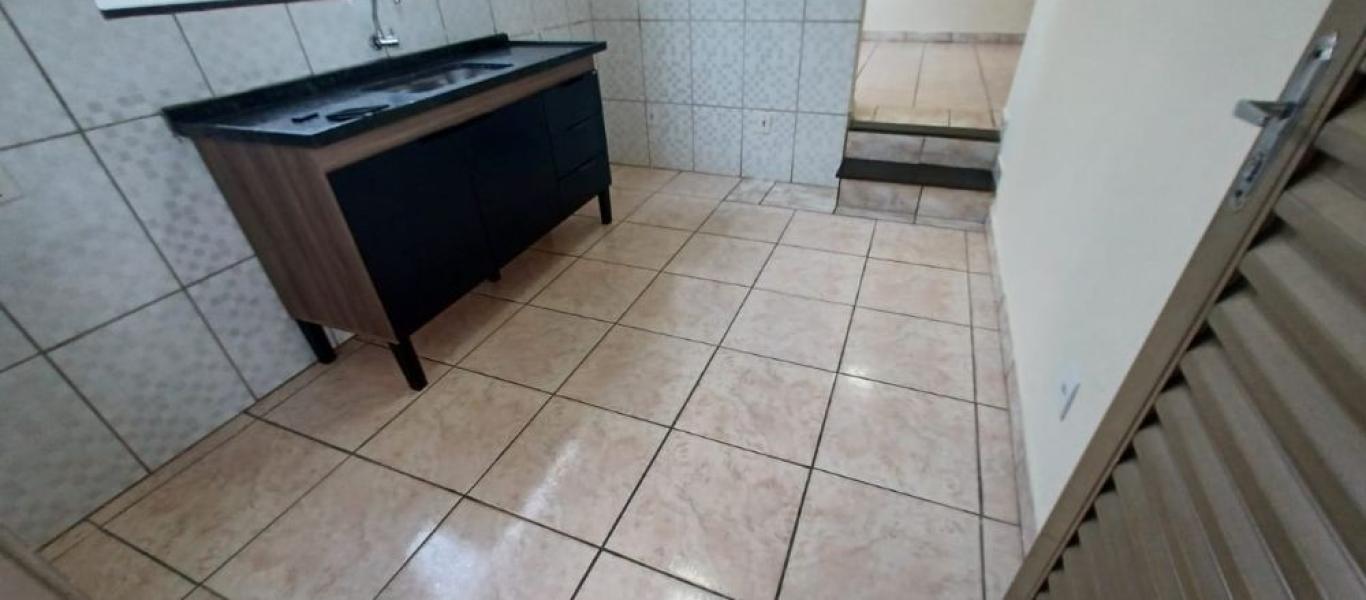 CASA NA Vila Souza em Assis