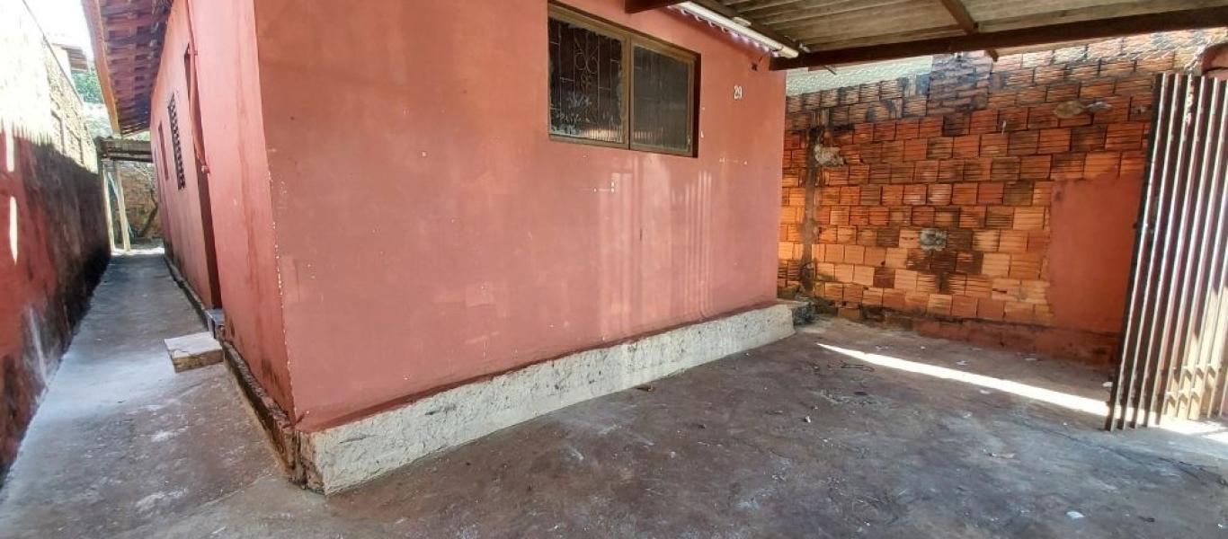 CASA NA Vila Carvalho em Assis
