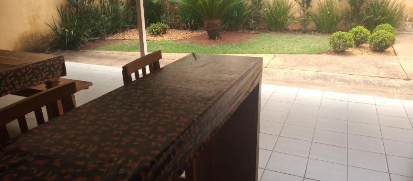APARTAMENTO NA Vila Central em Assis