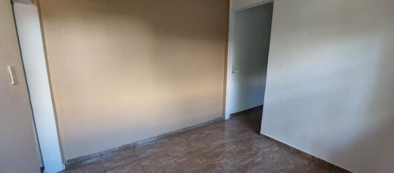 CASA NA VILA OPERARIA em Assis