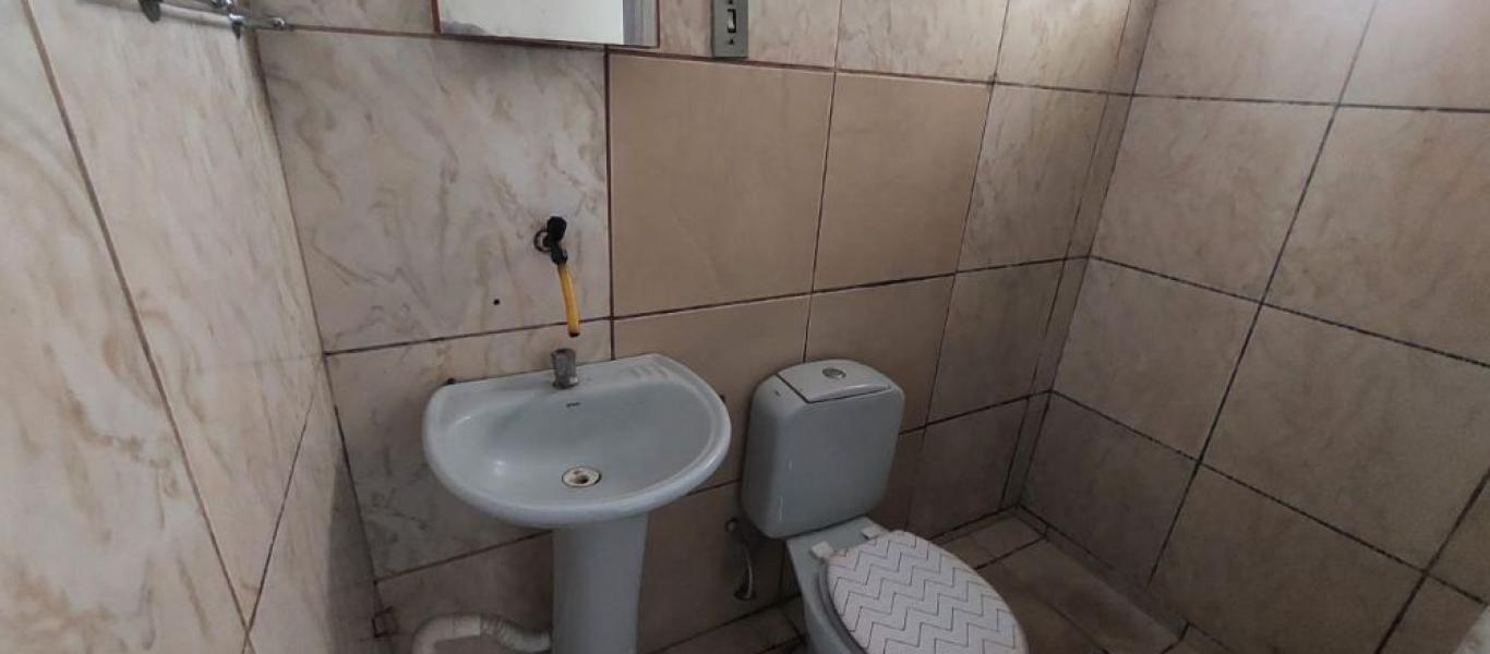 CASA NA VILA OPERARIA em Assis