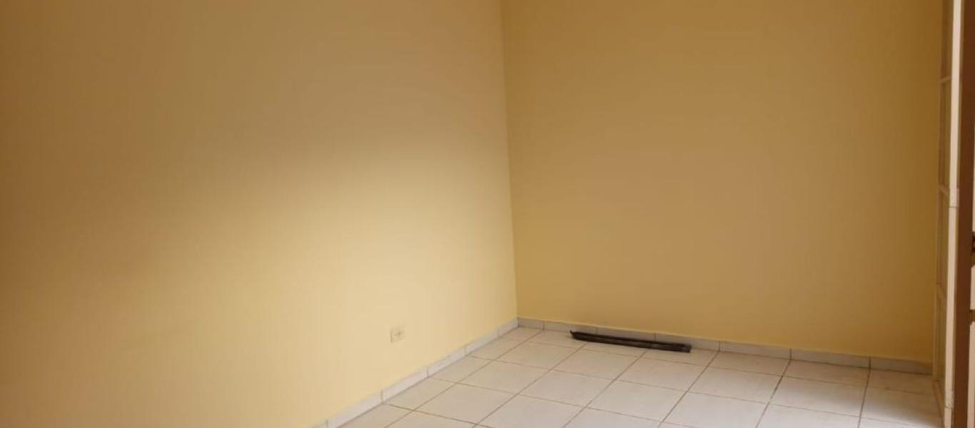 CASA NA Vila Orestes em Assis