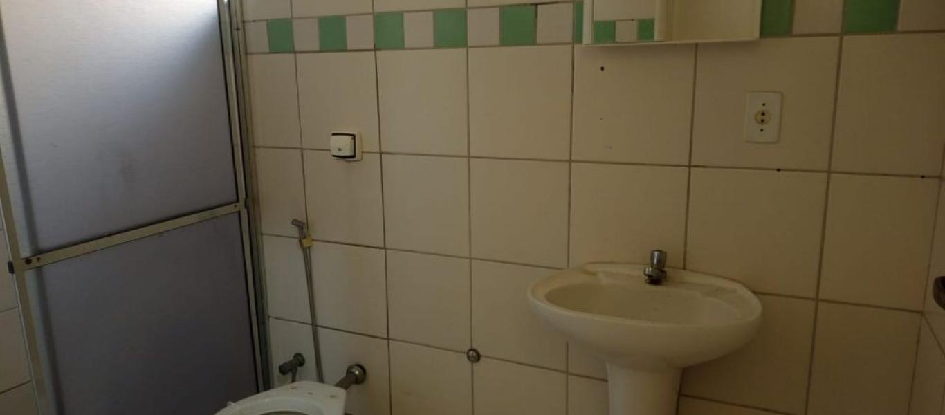 CASA NA Vila Orestes em Assis