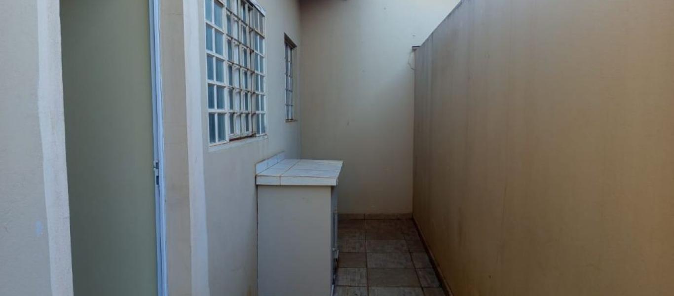 CASA NA Vila Orestes em Assis