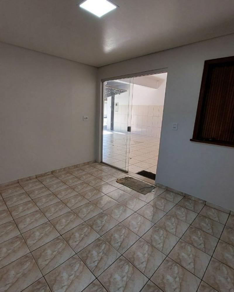 PONTO COMERCIAL NO PARQUE DAS ACACIAS em Assis