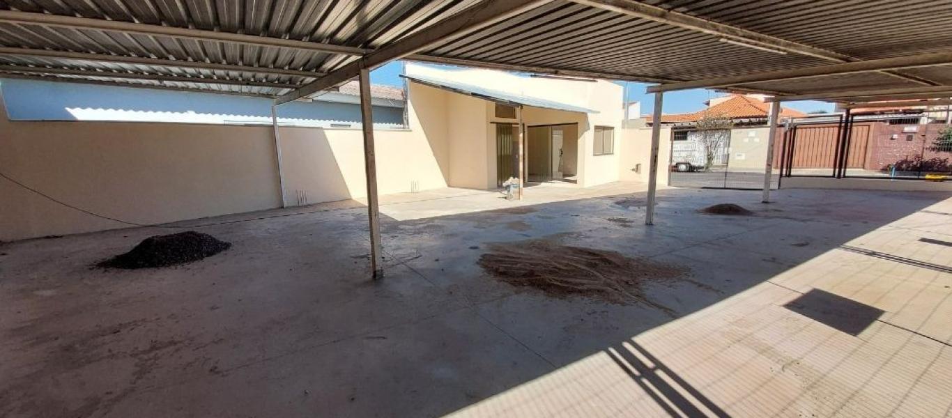 PONTO COMERCIAL NA VILA SANTA CECILIA em Assis