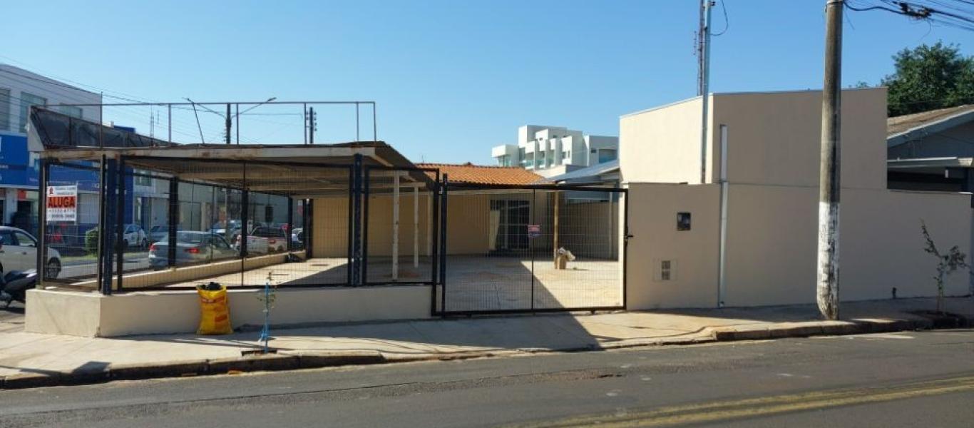 PONTO COMERCIAL NA VILA SANTA CECILIA em Assis