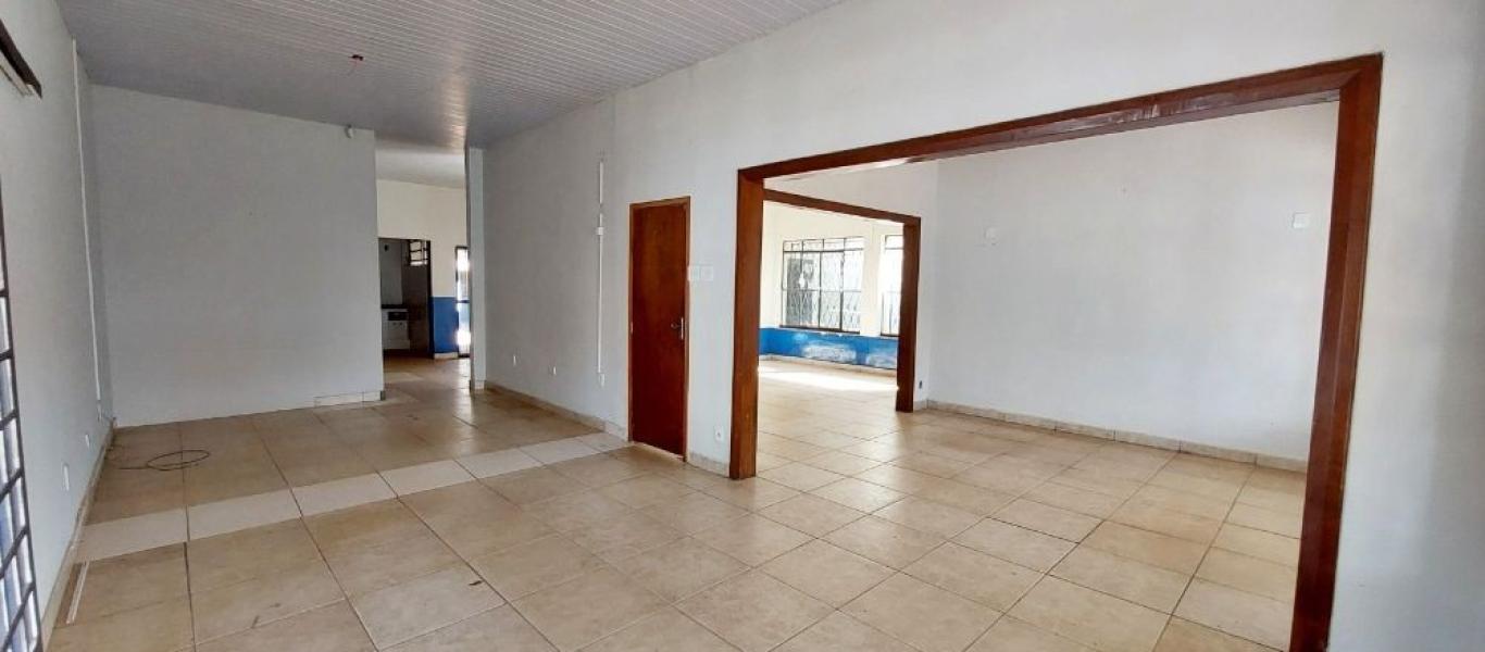 PONTO COMERCIAL NA Vila Xavier em Assis