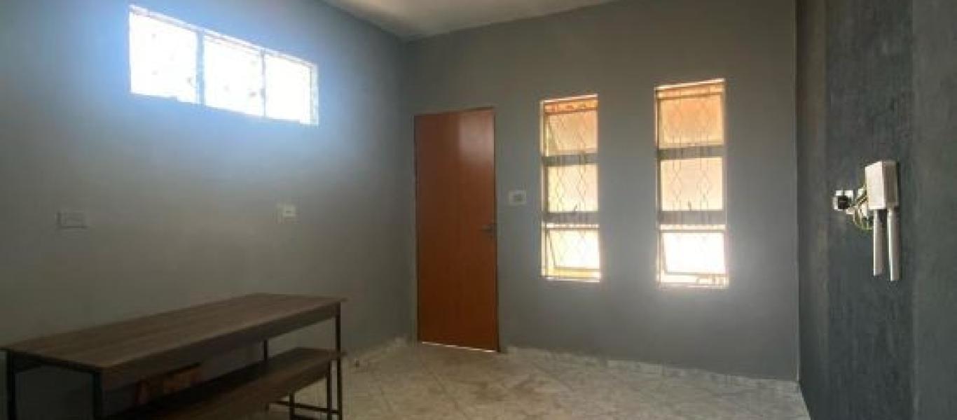 CASA NA Vila Maria Izabel em Assis