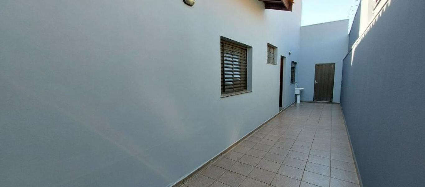 CASA NA VILA TÊNIS CLUBE em Assis