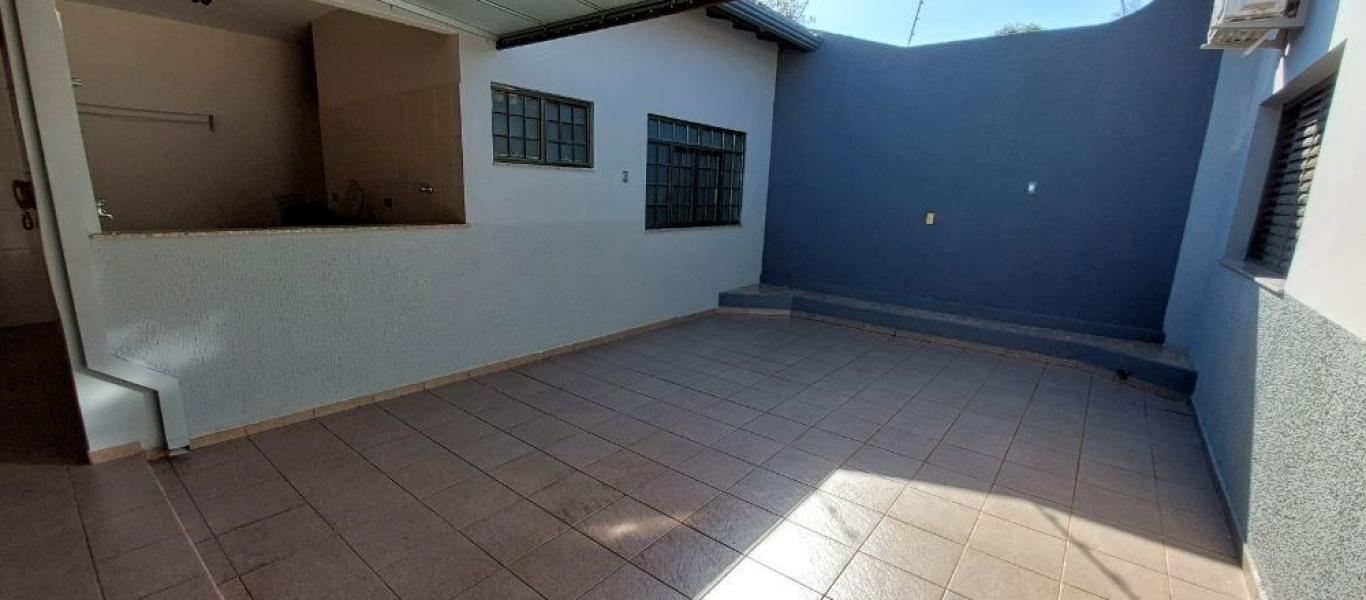 CASA NA VILA TÊNIS CLUBE em Assis