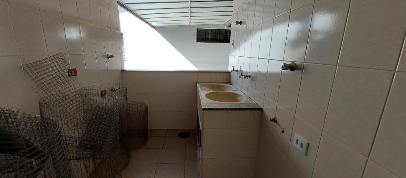 CASA NA VILA TÊNIS CLUBE em Assis