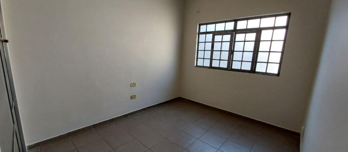 CASA NA VILA TÊNIS CLUBE em Assis