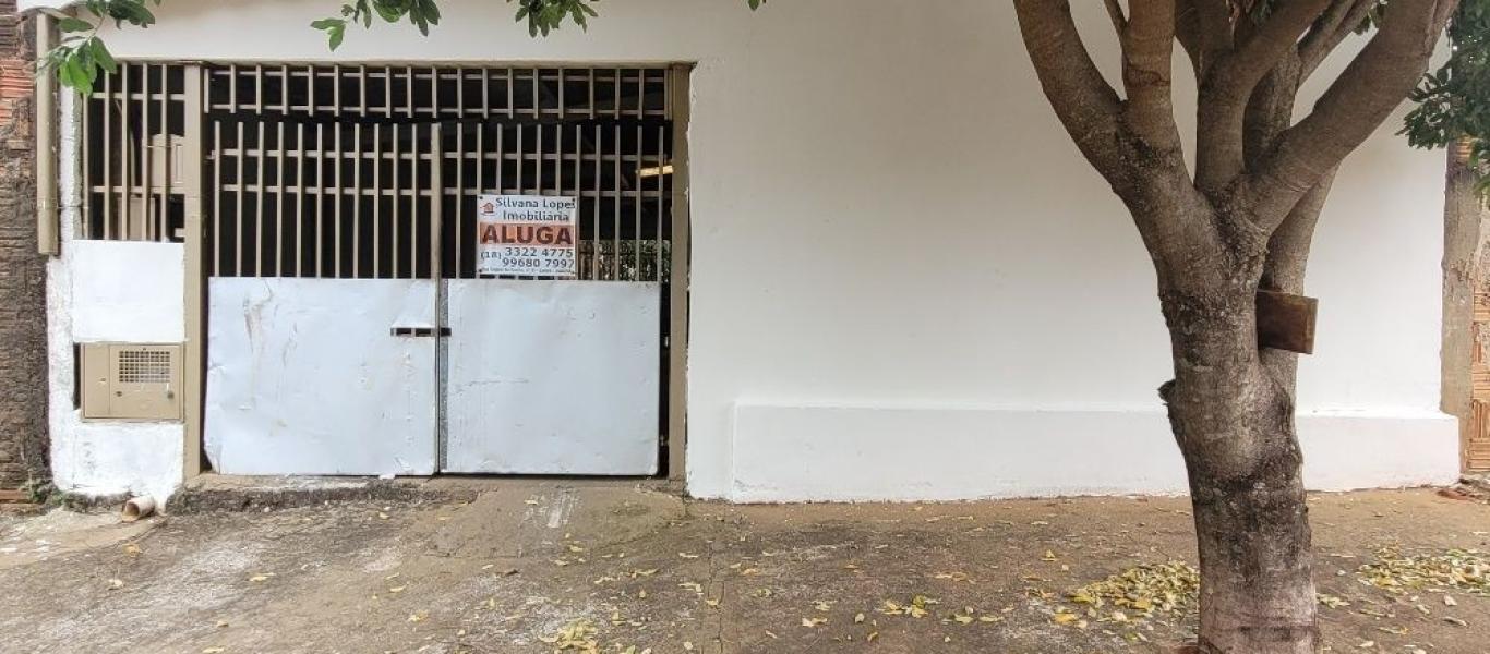 CASA NO Parque Universitário em Assis
