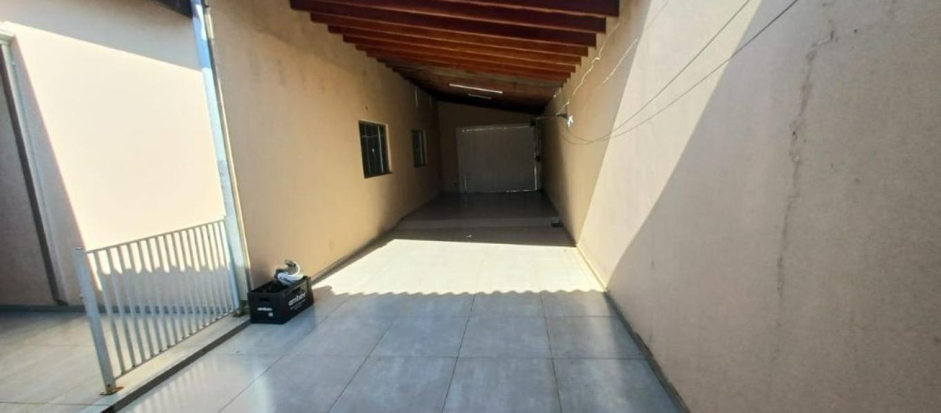 CASA NA COHAB DA RODOVIARIA em Assis