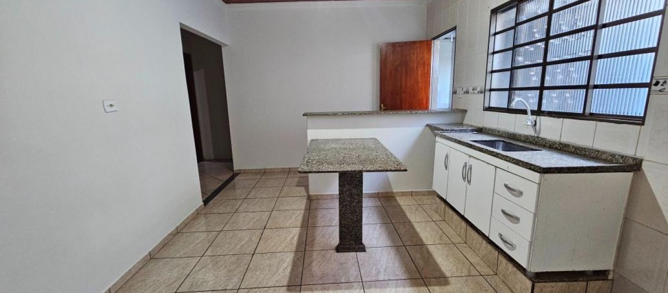 CASA NO San Fernando Valley em Assis
