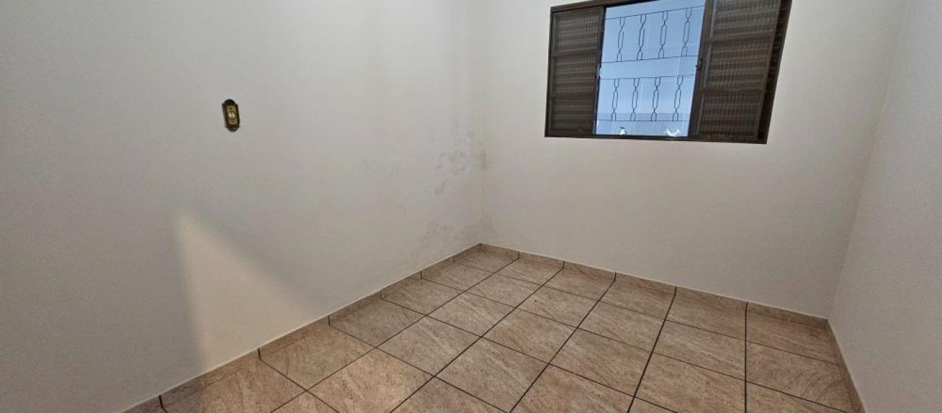 CASA NO San Fernando Valley em Assis