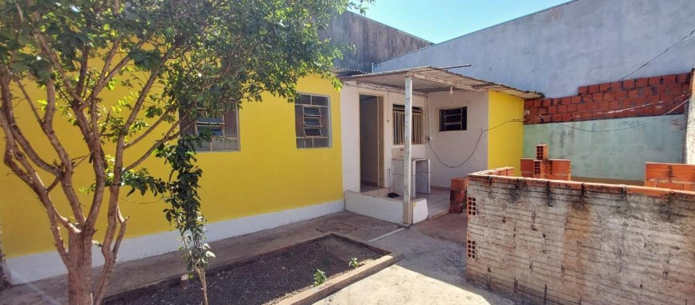 CASA NA Vila Ouro Verde em Assis