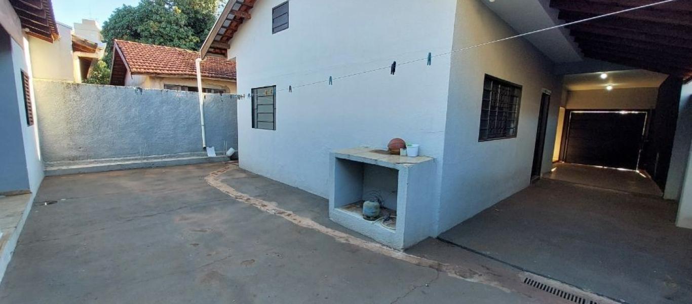 CASA NA INOCOOP em Assis