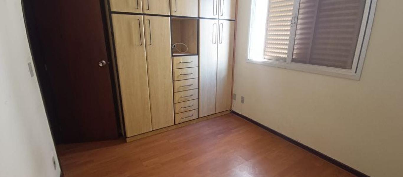 APARTAMENTO NA Centro em Assis