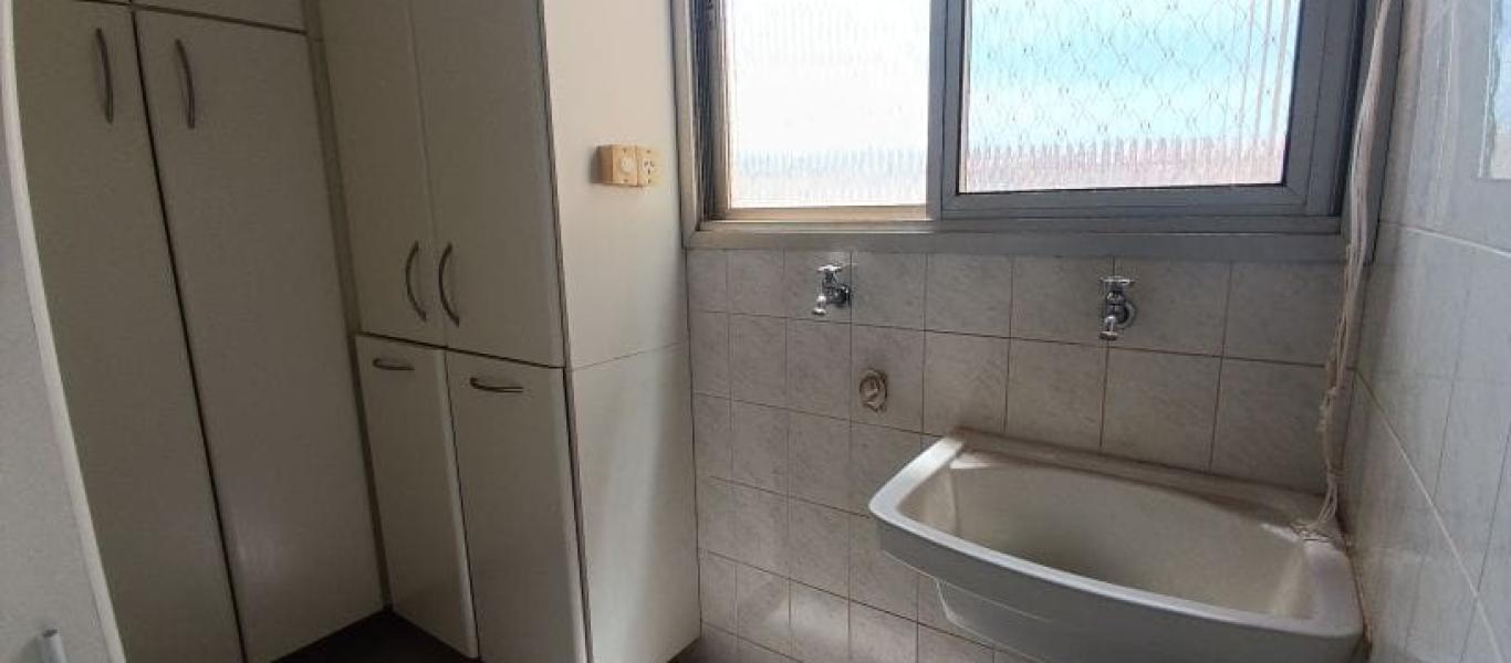 APARTAMENTO NA Centro em Assis