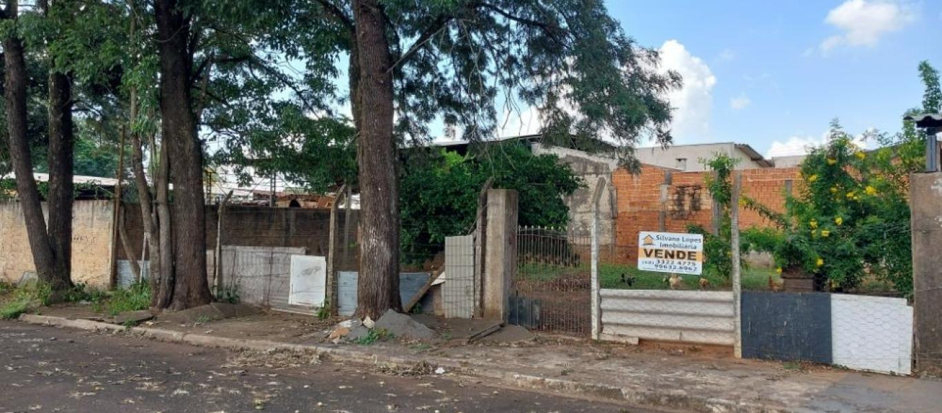 TERRENO No Parque Das Flores em Assis
