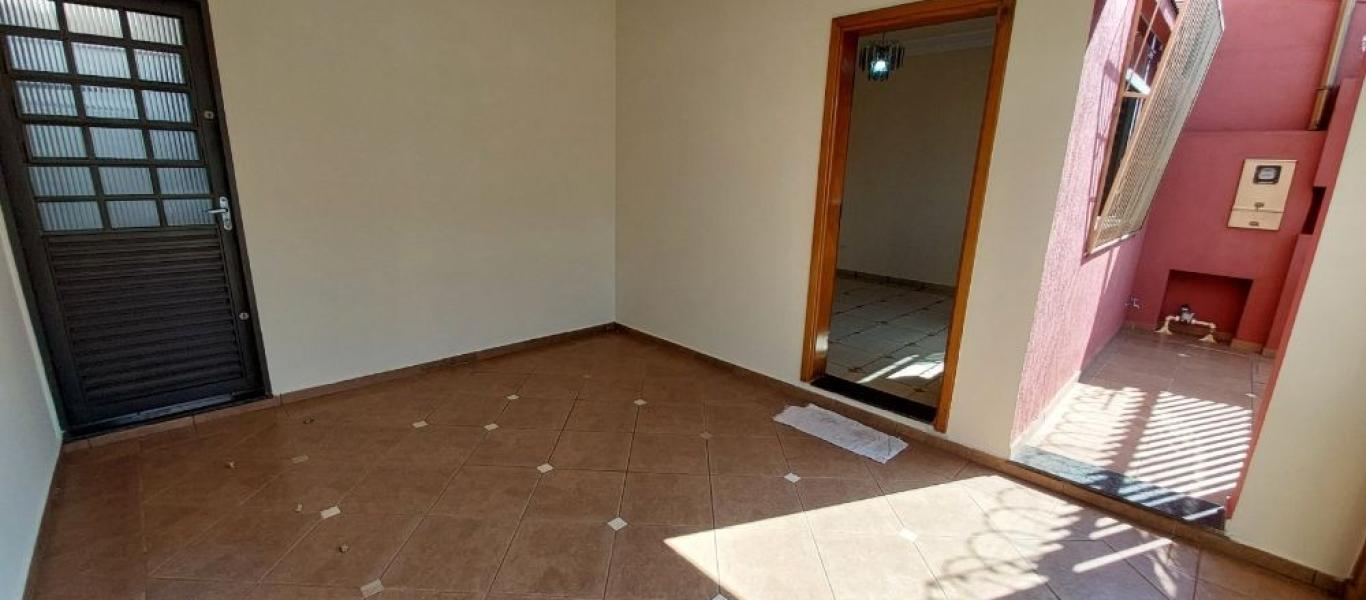 CASA NA Vila Tênis Clube em Assis