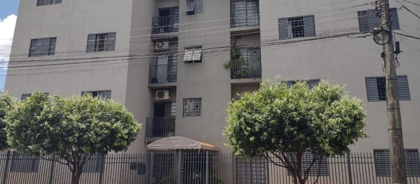 APARTAMENTO NA Centro em Assis