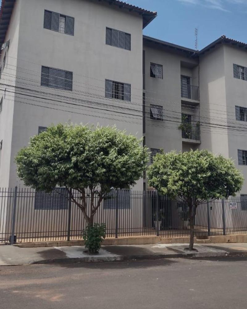 APARTAMENTO NA Centro em Assis