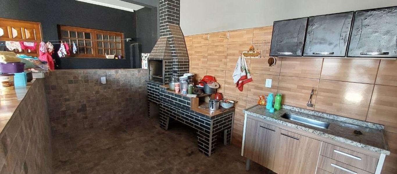 CASA NA Vila Ribeiro em Assis