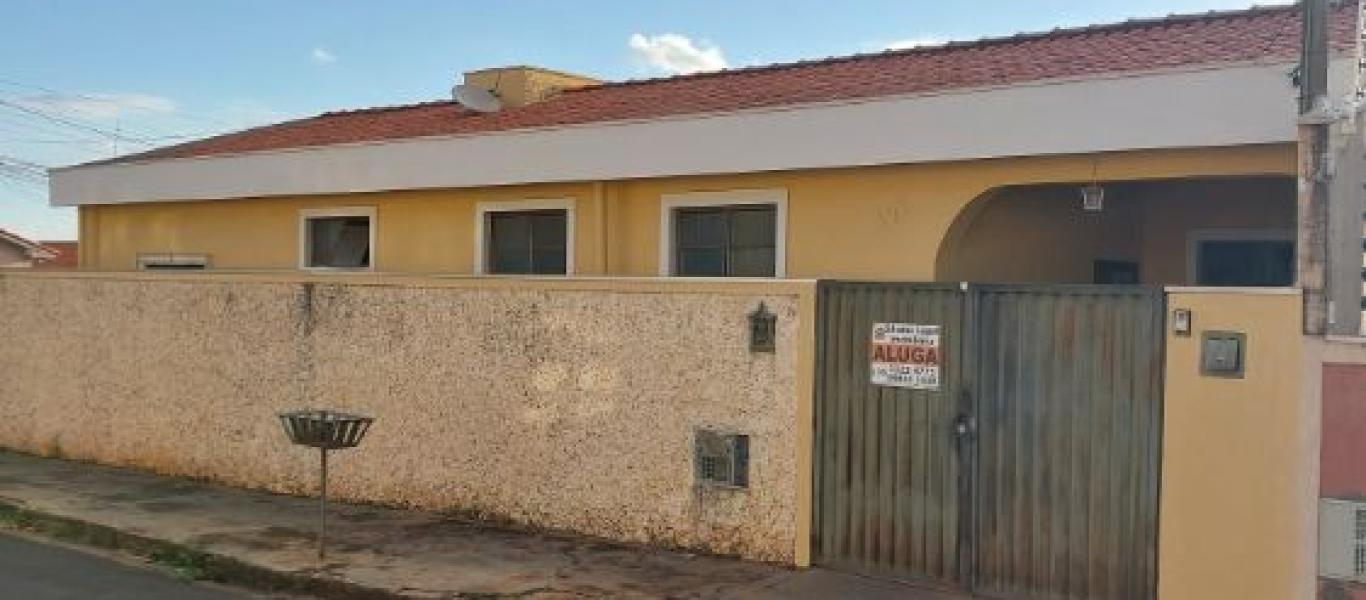 CASA NA Vila Ouro Verde em Assis