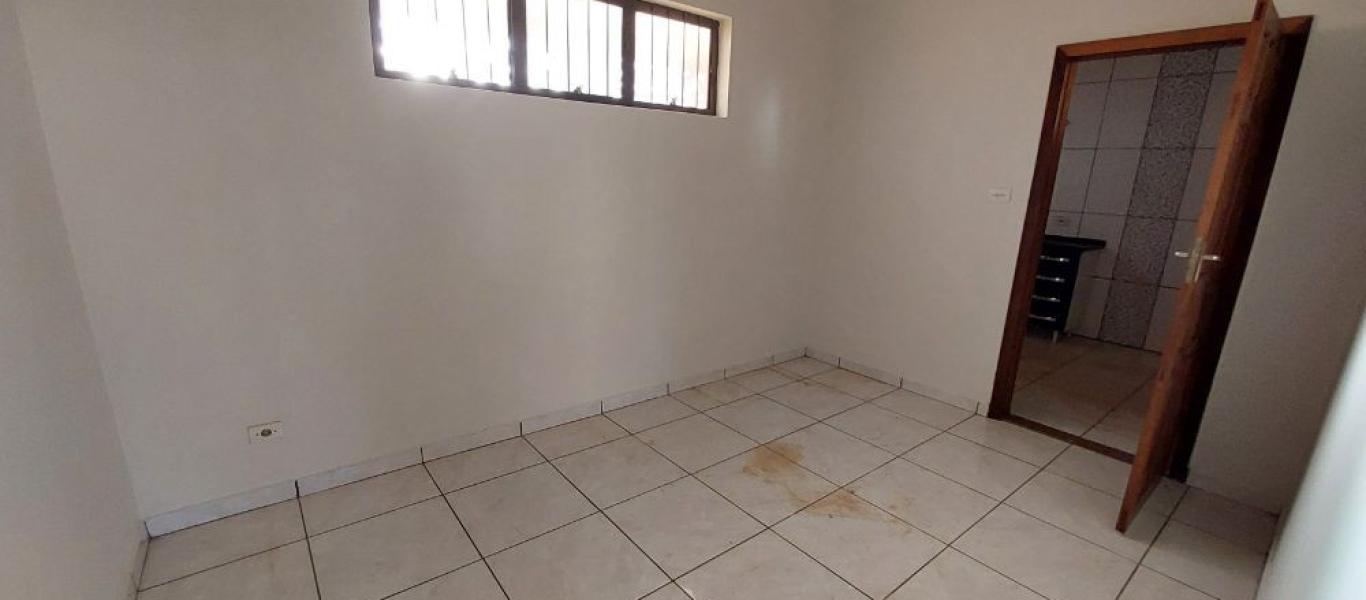 CASA NA Vila Ouro Verde em Assis