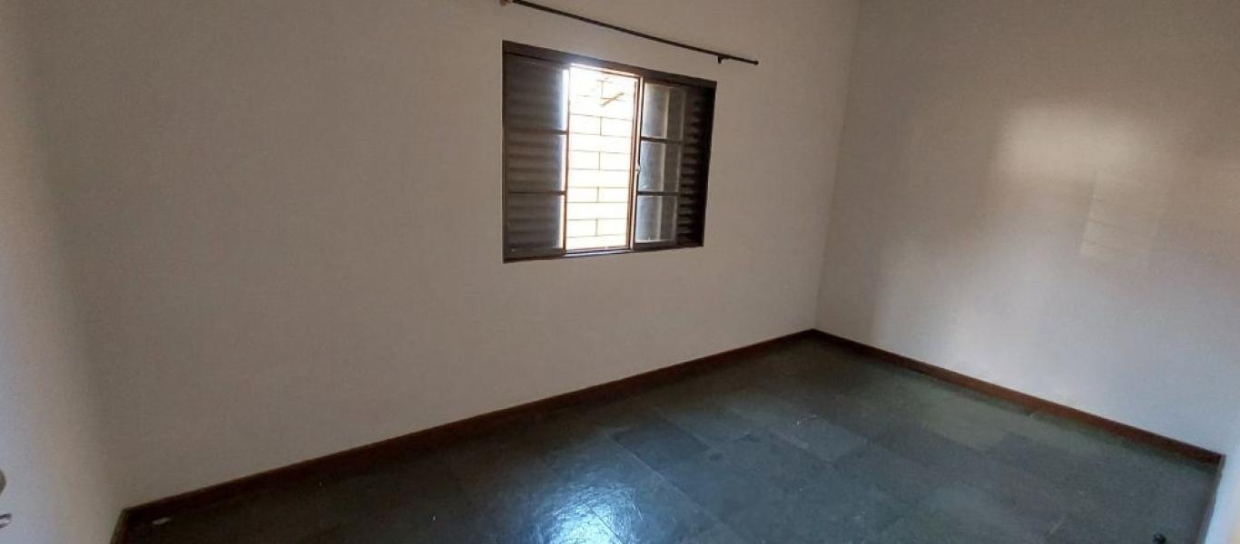CASA NA Vila Ouro Verde em Assis