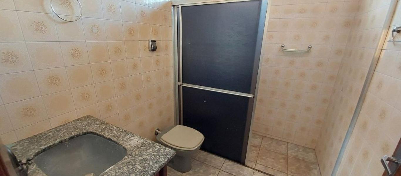 CASA NA Vila Ouro Verde em Assis