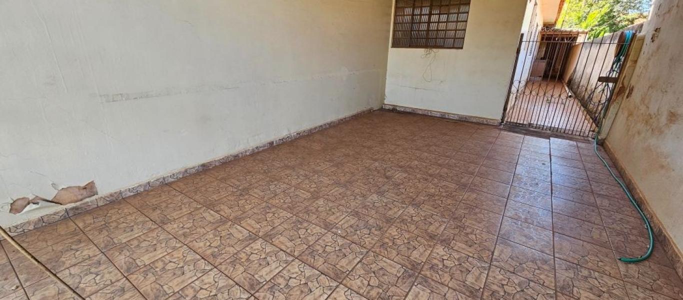 CASA NO Jardim Europa em Assis