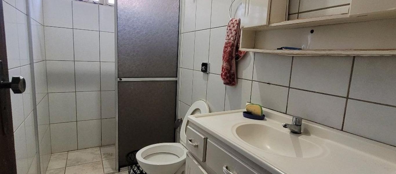 CASA NO Parque Universitário em Assis