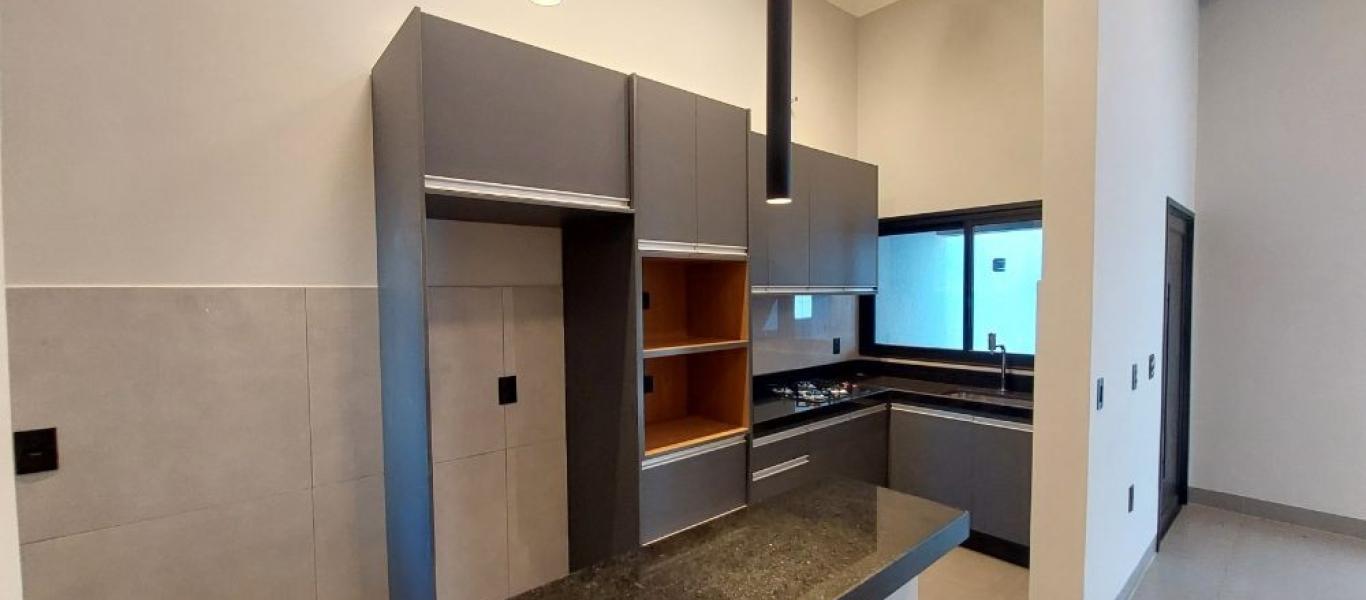 CASA NA Jardim Paulista em Assis