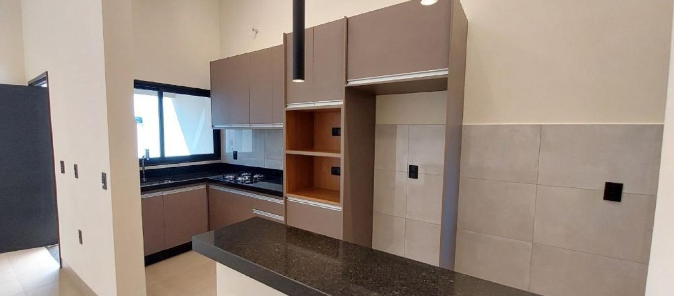 CASA NA Jardim Paulista em Assis