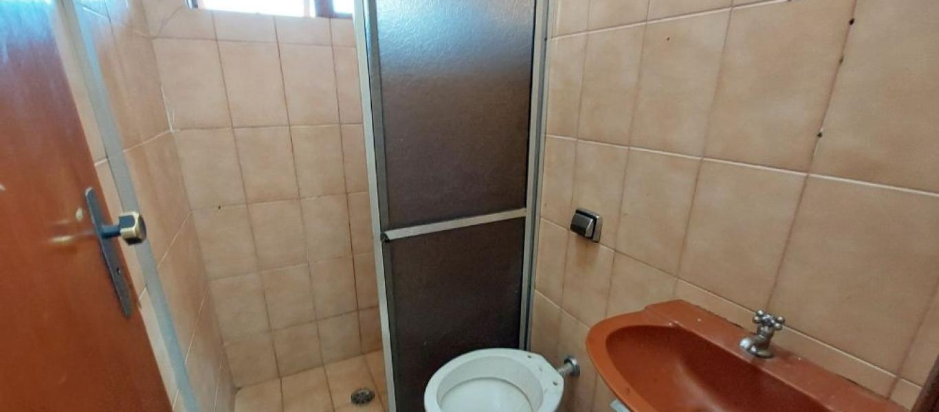 CASA NA Vila Ouro Verde em Assis