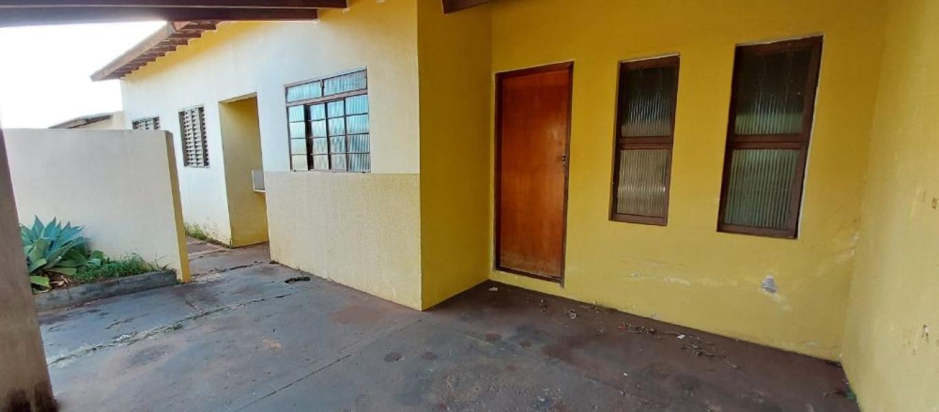 CASA NA Vila Ouro Verde em Assis