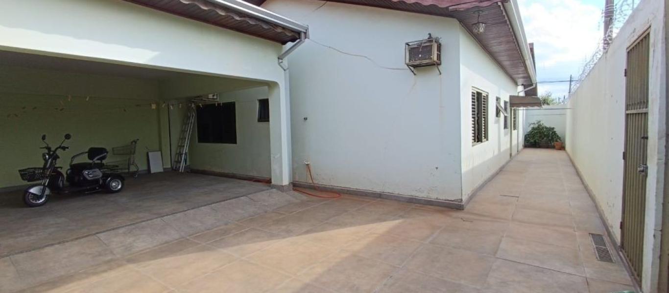CASA NA VILA XAVIER em Assis