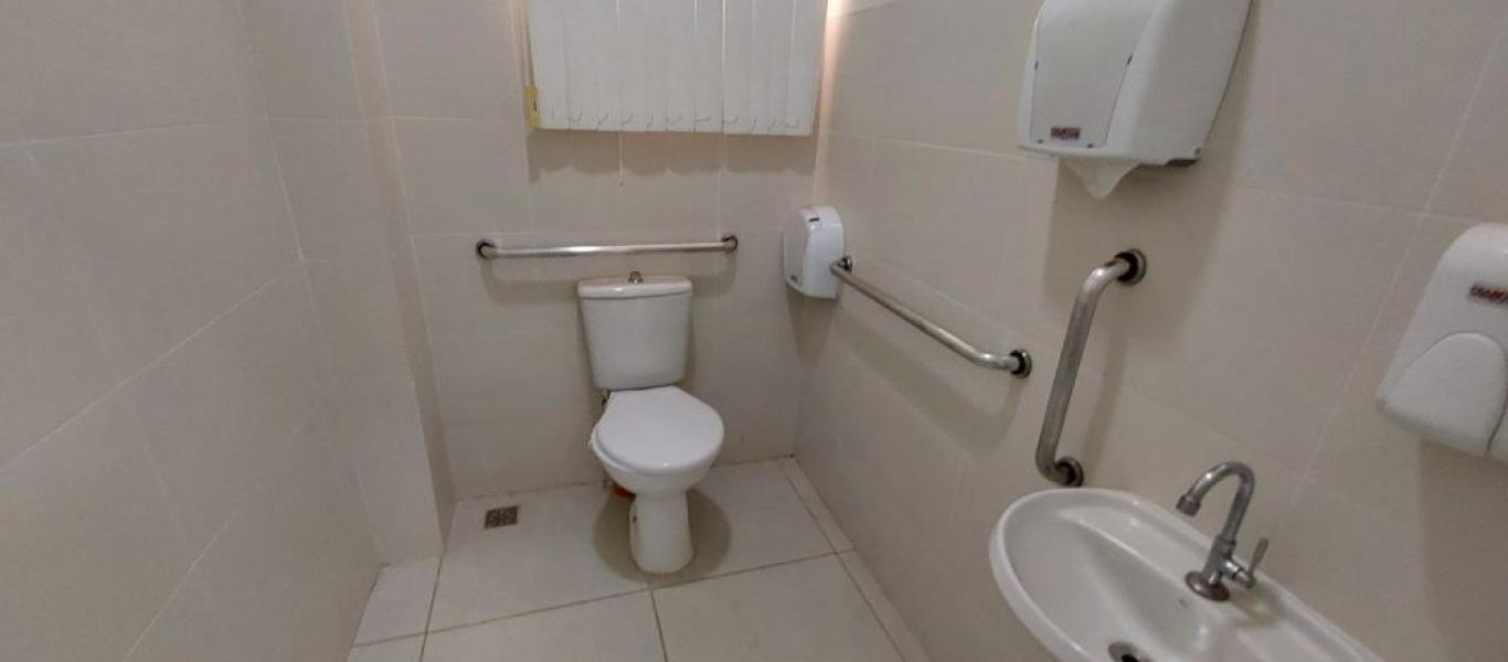 PONTO COMERCIAL NA Vila Claudia em Assis