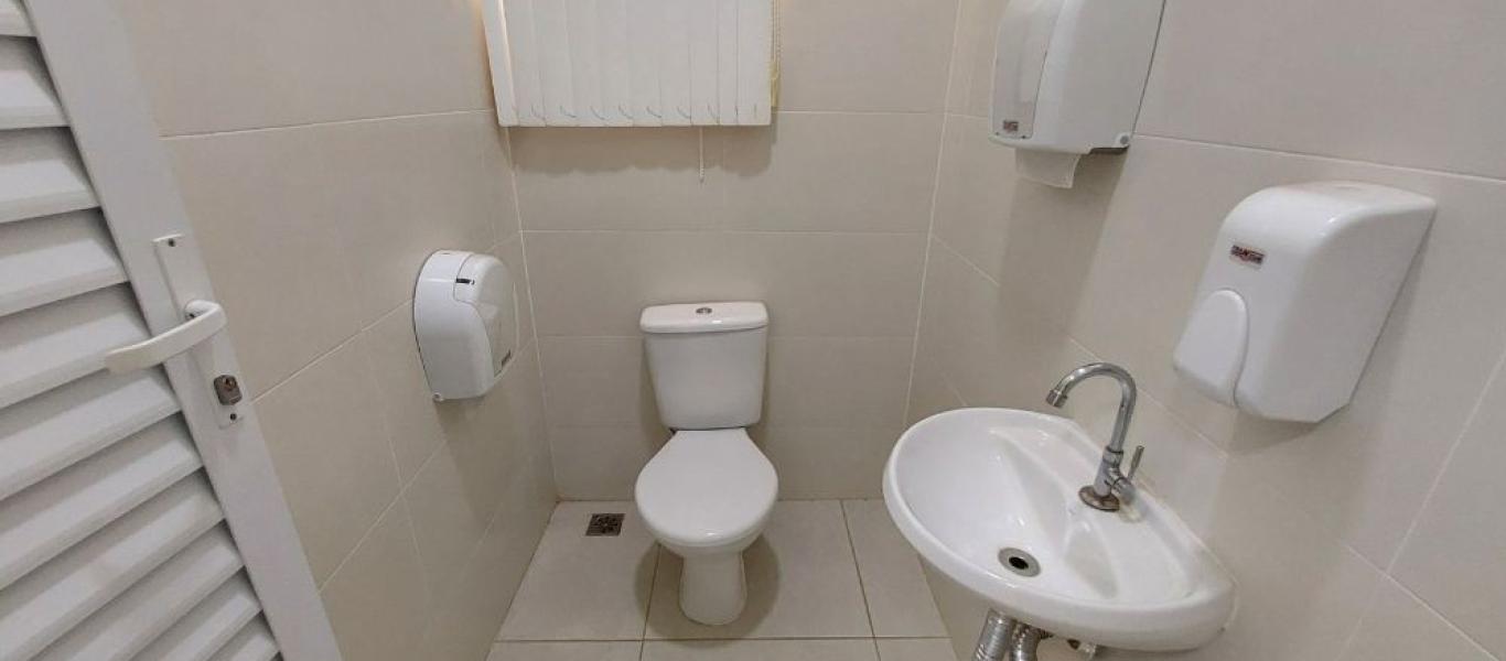 PONTO COMERCIAL NA Vila Claudia em Assis