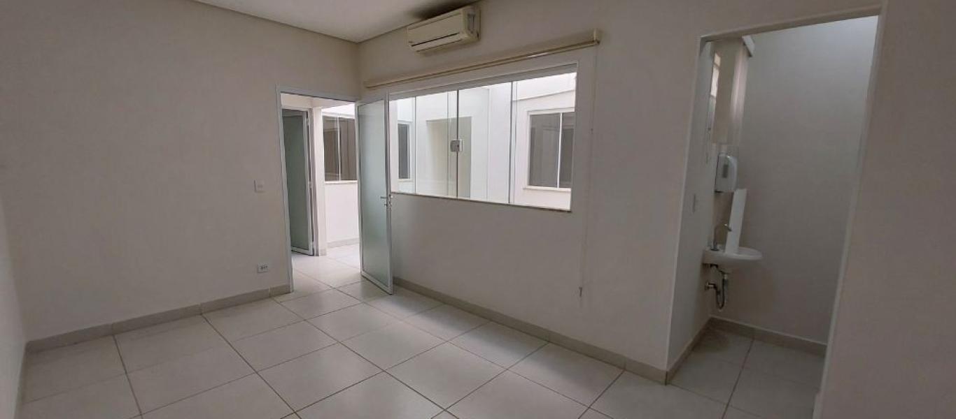 PONTO COMERCIAL NA Vila Claudia em Assis