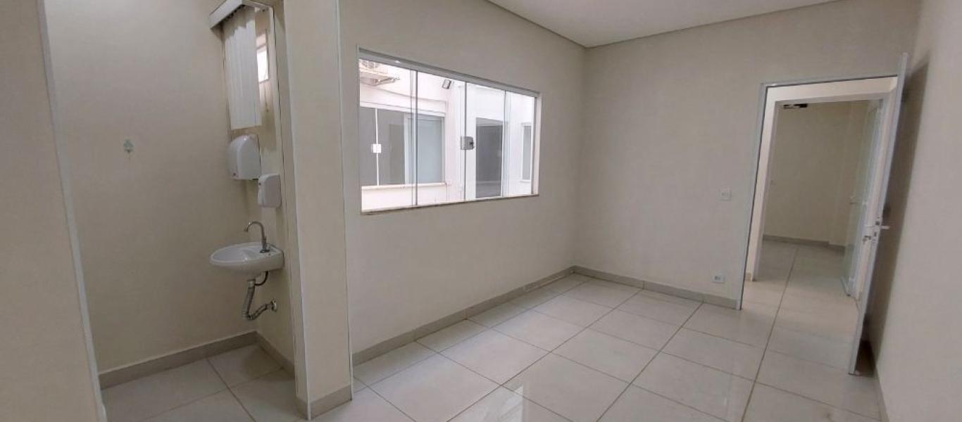 PONTO COMERCIAL NA Vila Claudia em Assis