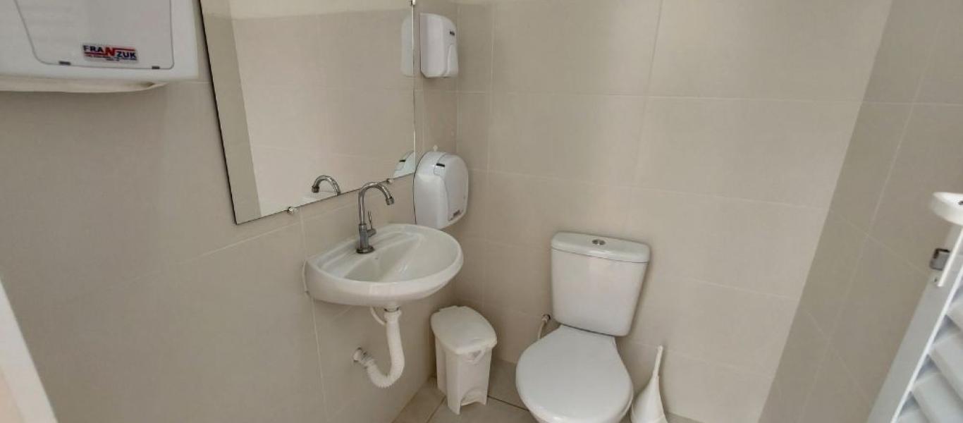 PONTO COMERCIAL NA Vila Claudia em Assis