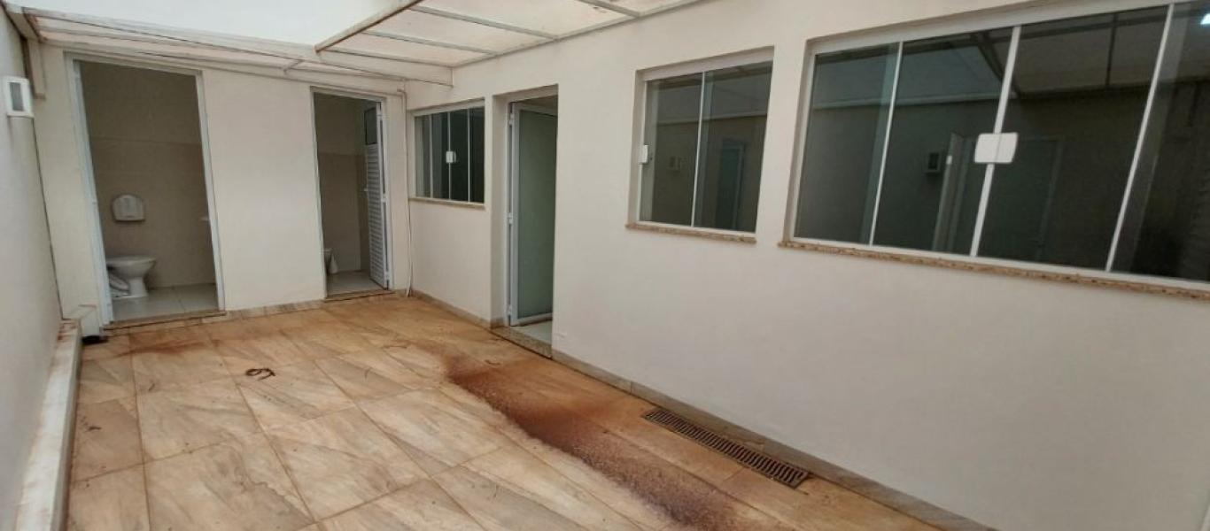 PONTO COMERCIAL NA Vila Claudia em Assis