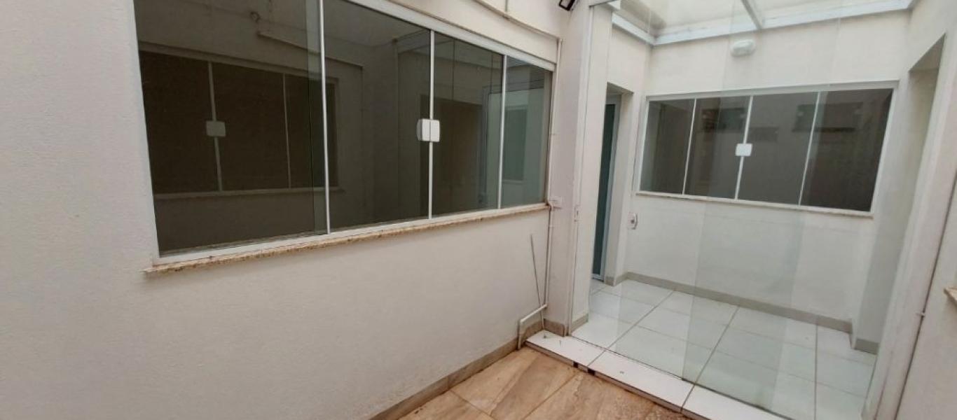 PONTO COMERCIAL NA Vila Claudia em Assis